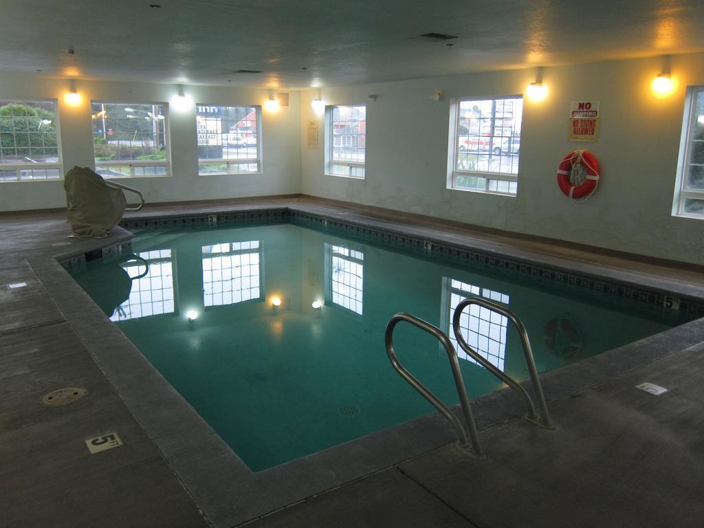 Days Inn By Wyndham אושן שורס מראה חיצוני תמונה